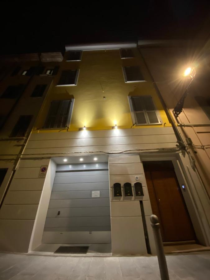 Luxury 4 Al Duomo Di Parma Lejlighed Eksteriør billede